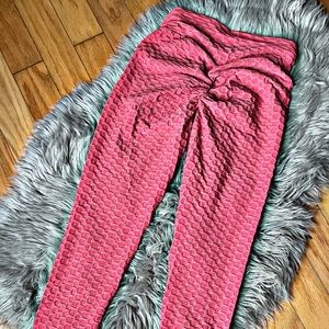 Red Scrunch Butt Full Length Leggings